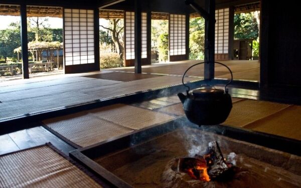 囲炉裏部屋の夏