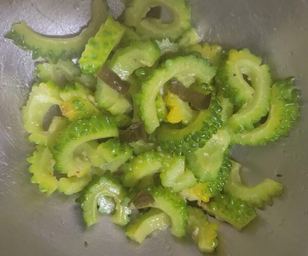 ゴーヤの塩昆布あえ