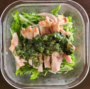 水菜と豚肉のサラダ